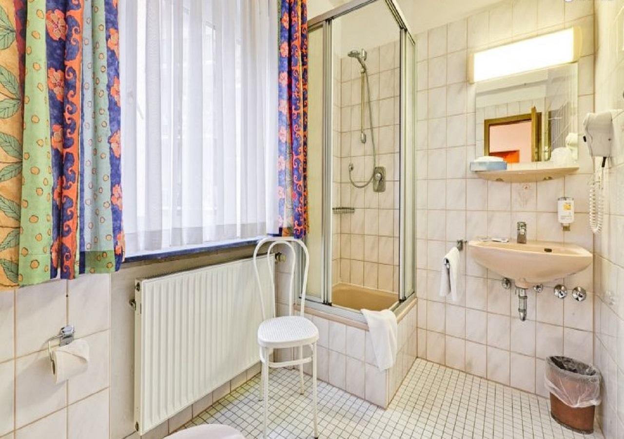 Hotel Am Friedensplatz Stuttgart Kültér fotó